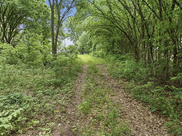 511 W Oak Street, Webbers Falls, OK 74470