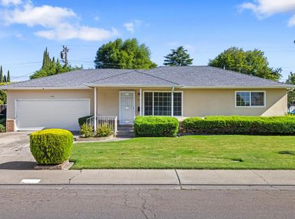 121 W Benjamin Holt Dr, Stockton, CA 95207 Photo