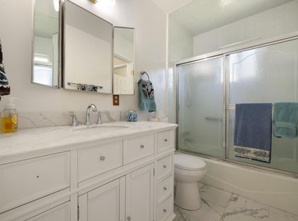 121 W Benjamin Holt Dr, Stockton, CA 95207 Photo
