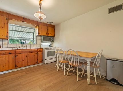 121 W Benjamin Holt Dr, Stockton, CA 95207 Photo