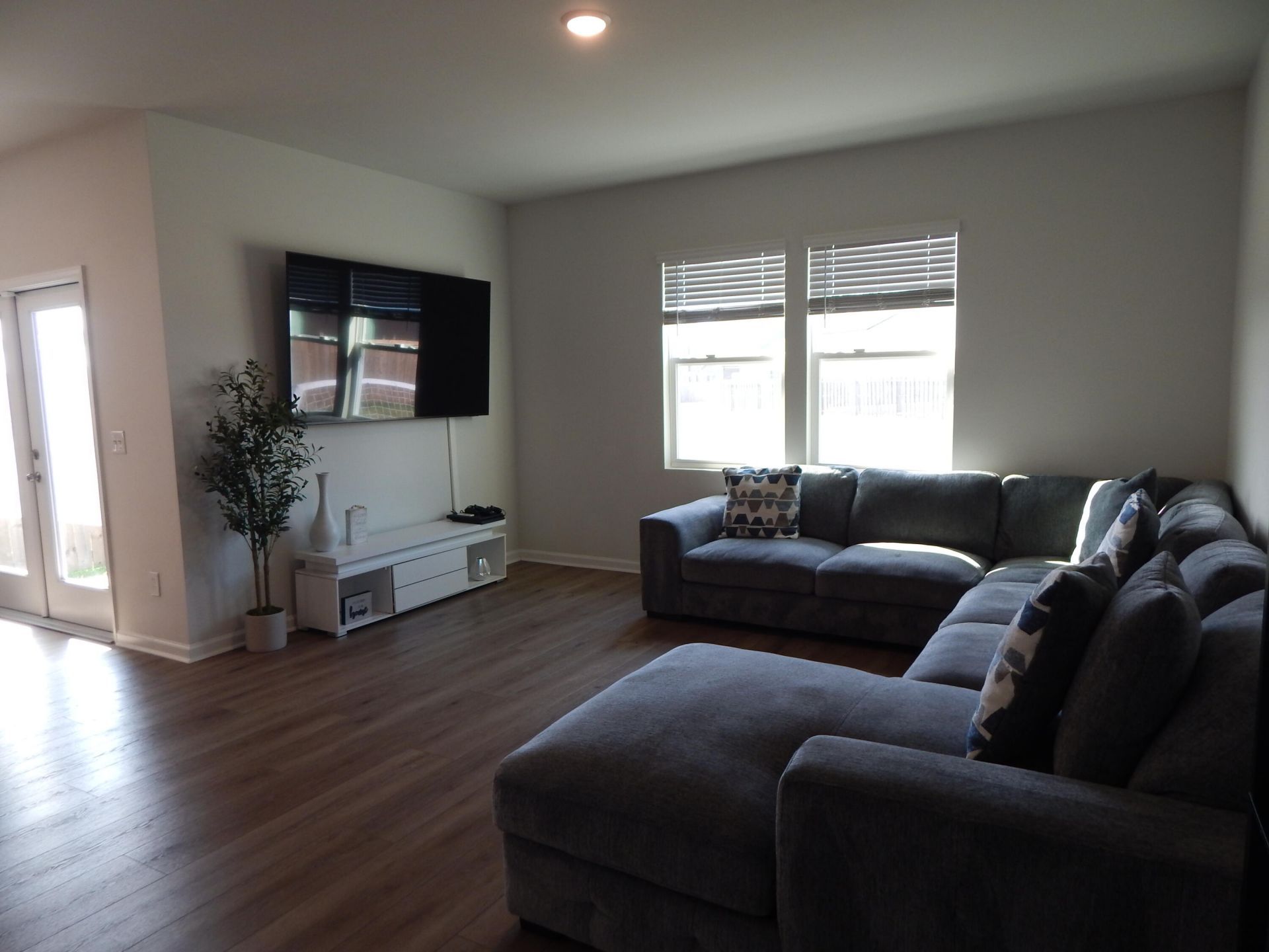 295 Shadybrook Dr. Drive Photo 6