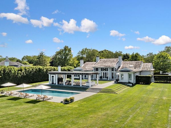 210 Downs Path , Southampton, NY 11968