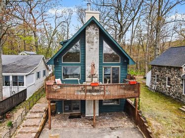 4375 Skinner Lake Road, Oregon Twp, MI 48446