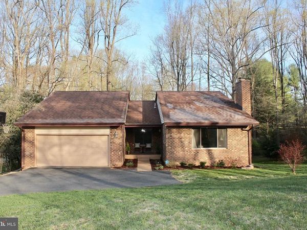 1118 CHALLEDON ROAD, GREAT FALLS, VA 22066
