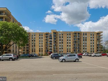 666 W GERMANTOWN PIKE, Unit 1618, PLYMOUTH MEETING, PA 19462