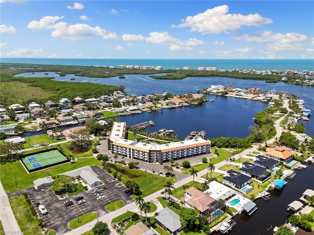 226 3rd St , Unit 303, Bonita Springs, FL 34134 Photo