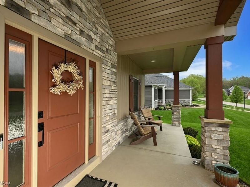 1702 Honeychuck Lane, Kent, OH 44240 Photo 2