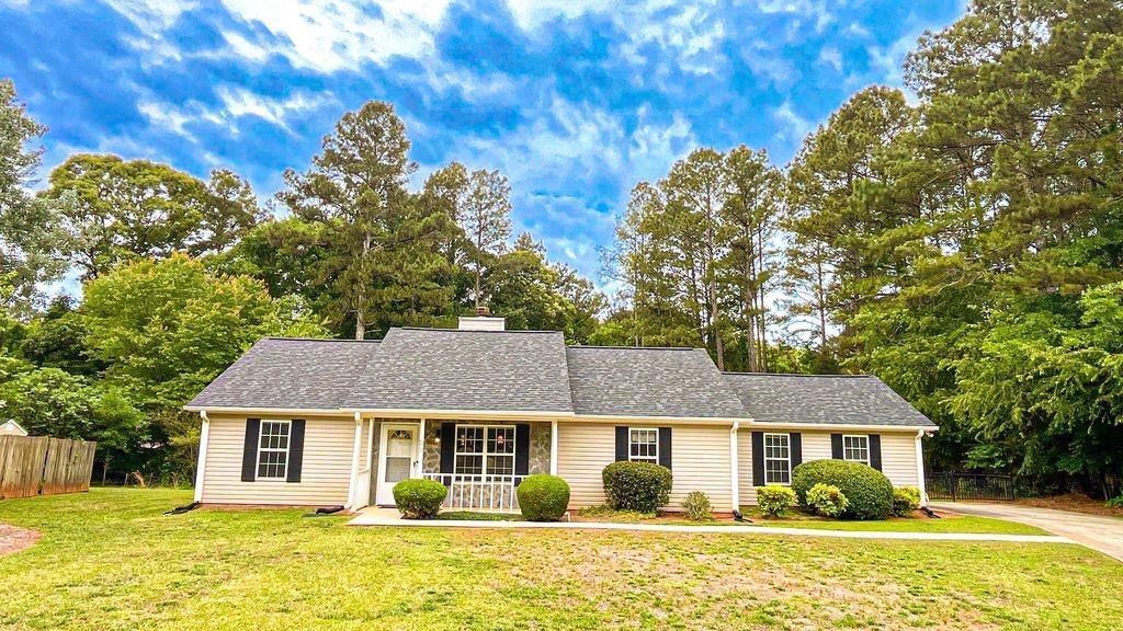 29 Eric Way, Bogart, GA 30622 Main Photo