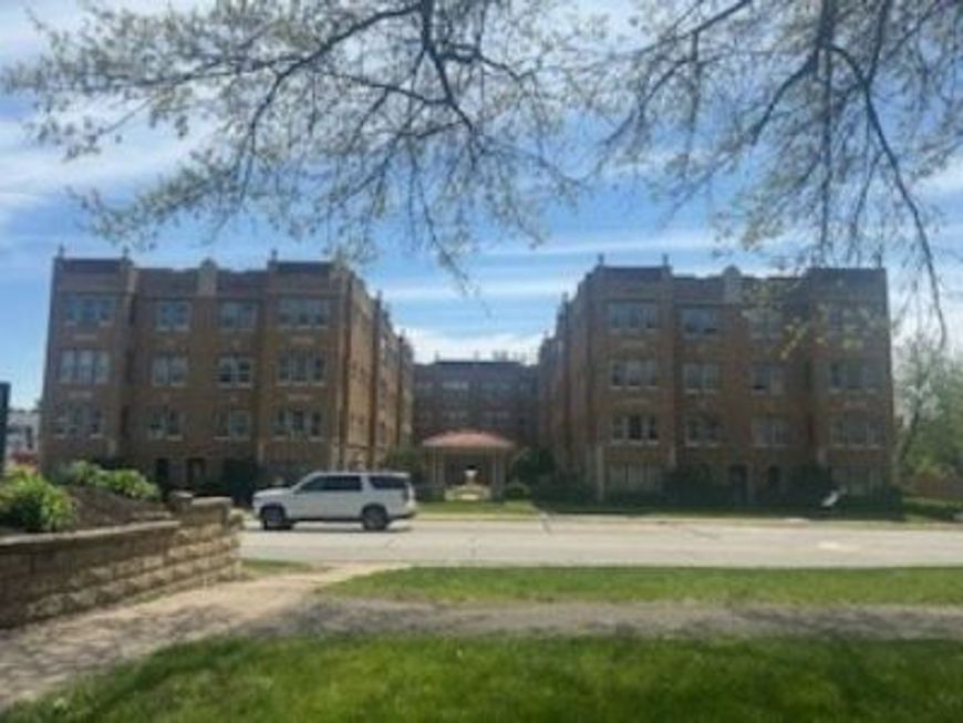 Main Photo