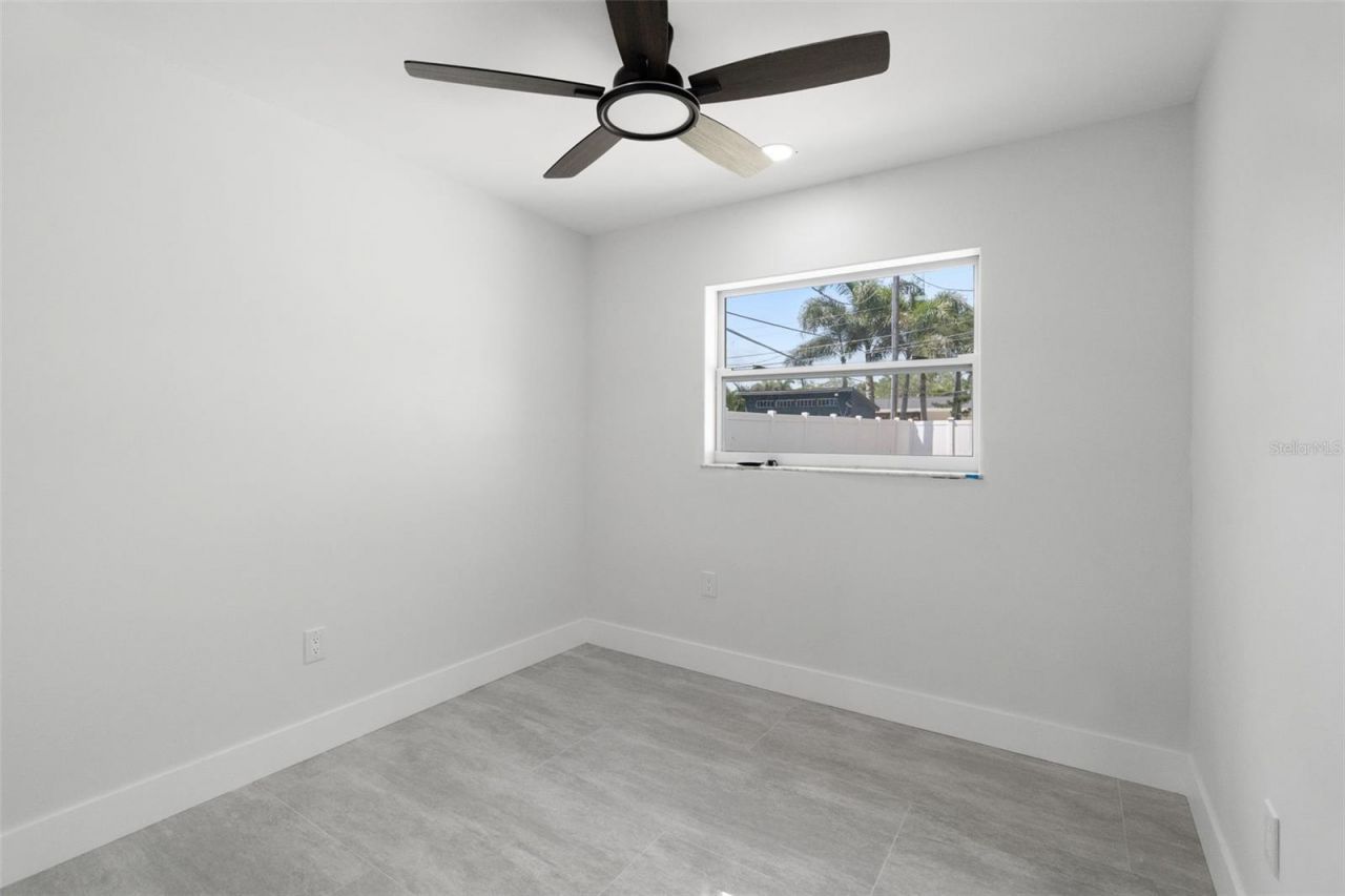 1715 Delaware Avenue Ne, Saint Petersburg, FL 33703 Photo