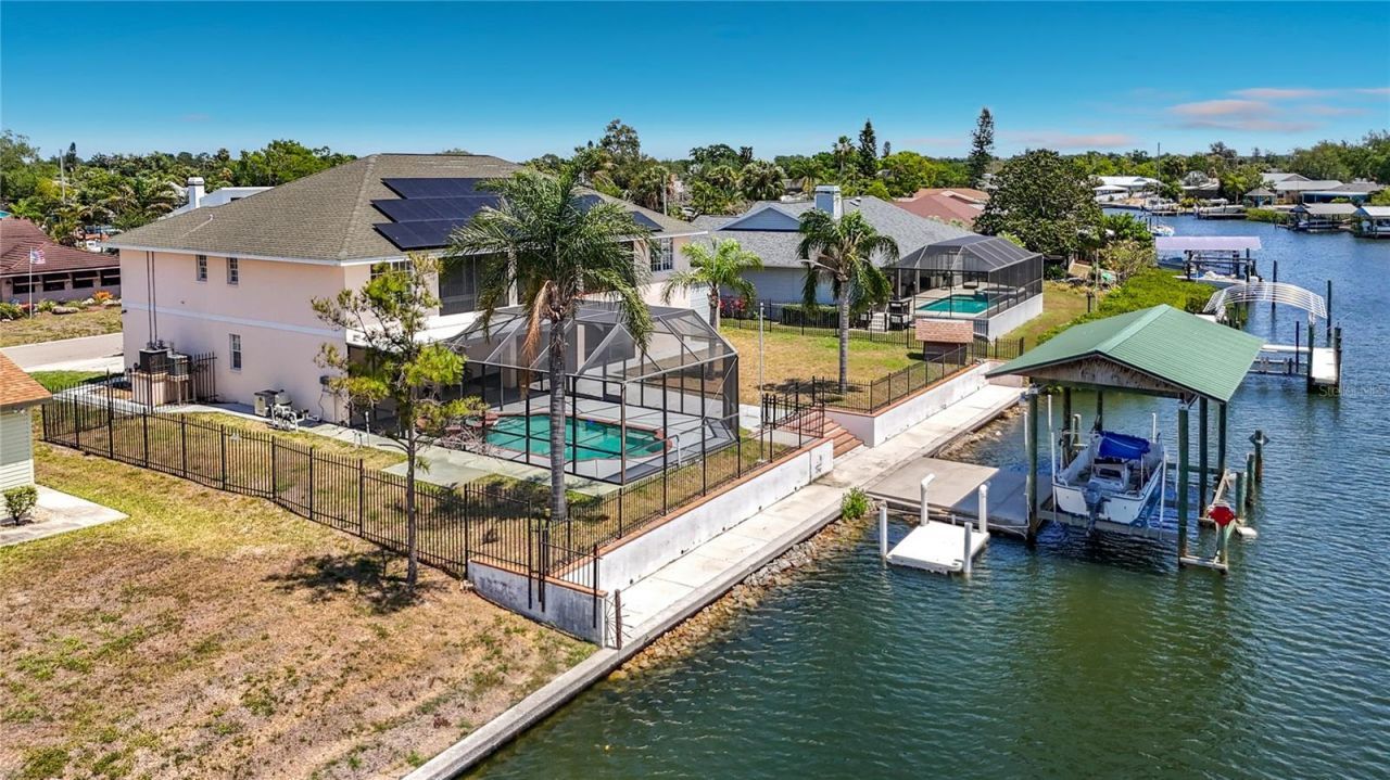 624 Kingston Court, Apollo Beach, FL 33572 Photo