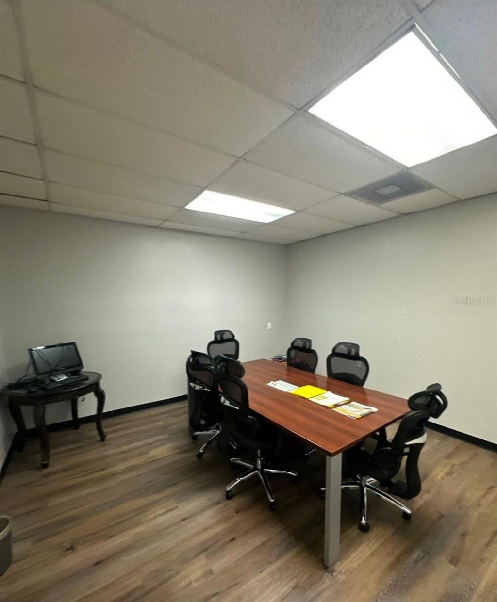 9501 N Nebraska Avenue, Tampa, FL 33612 Photo