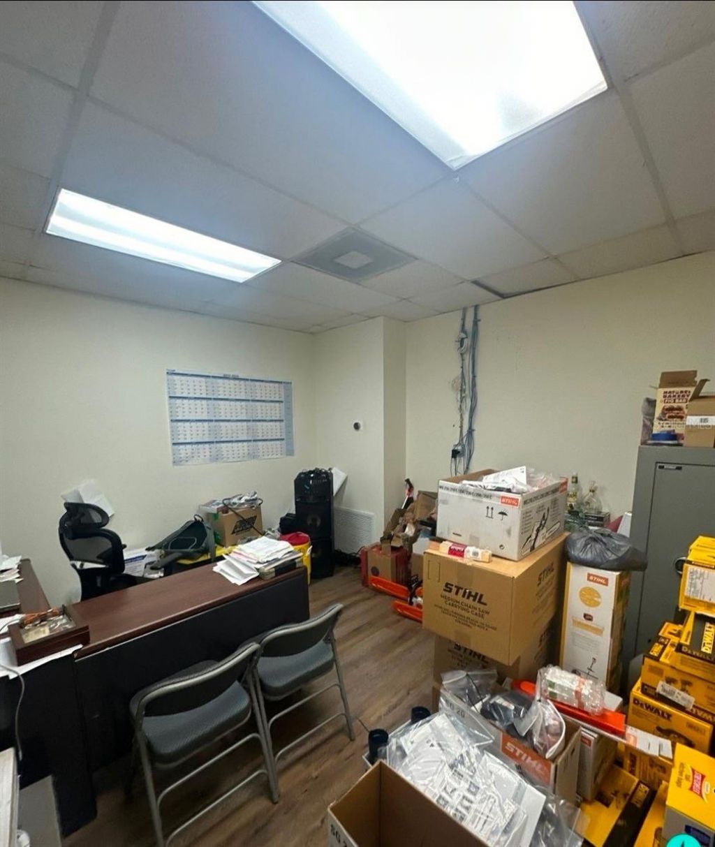 9501 N Nebraska Avenue, Tampa, FL 33612 Photo