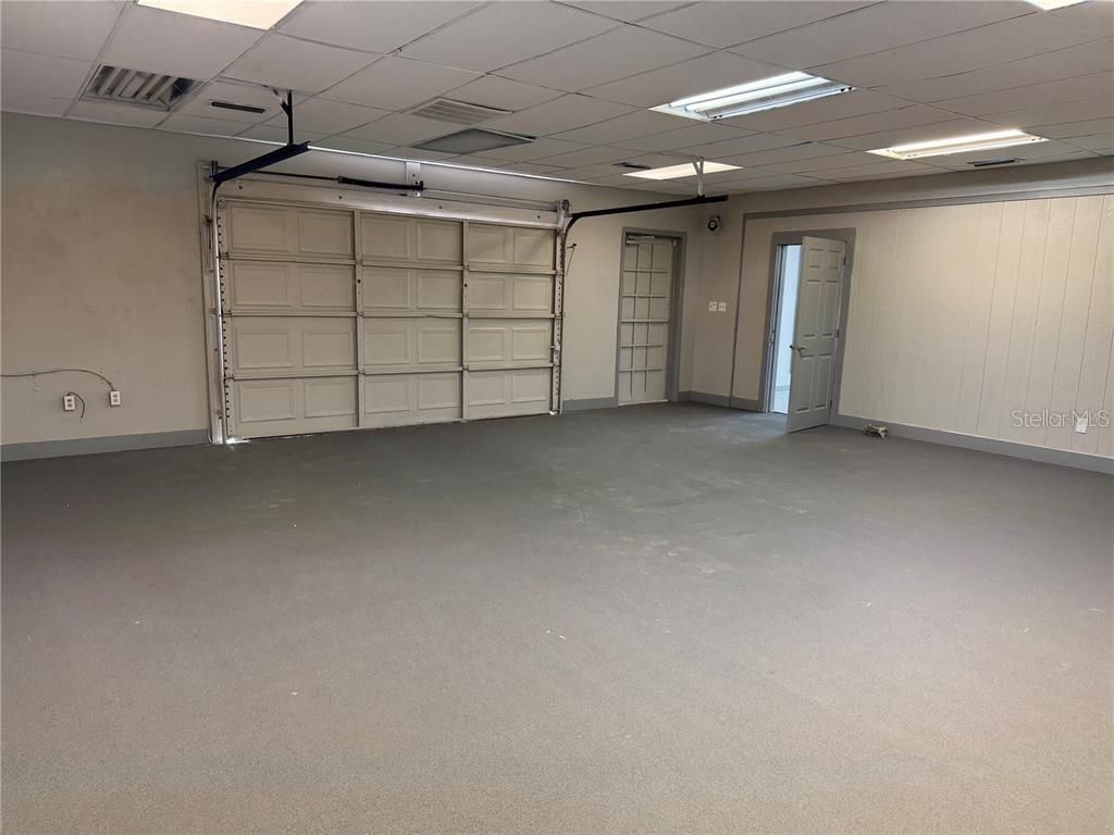 9511 N Nebraska Avenue, Tampa, FL 33612 Photo