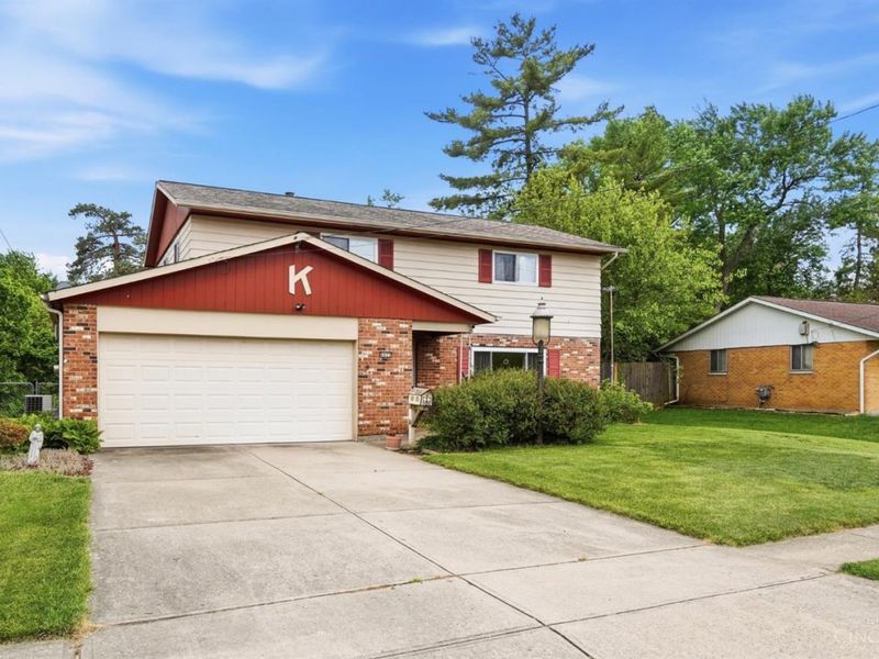 4455 Cloverhill Terrace, Delhi Twp, OH 45238 Photo 2