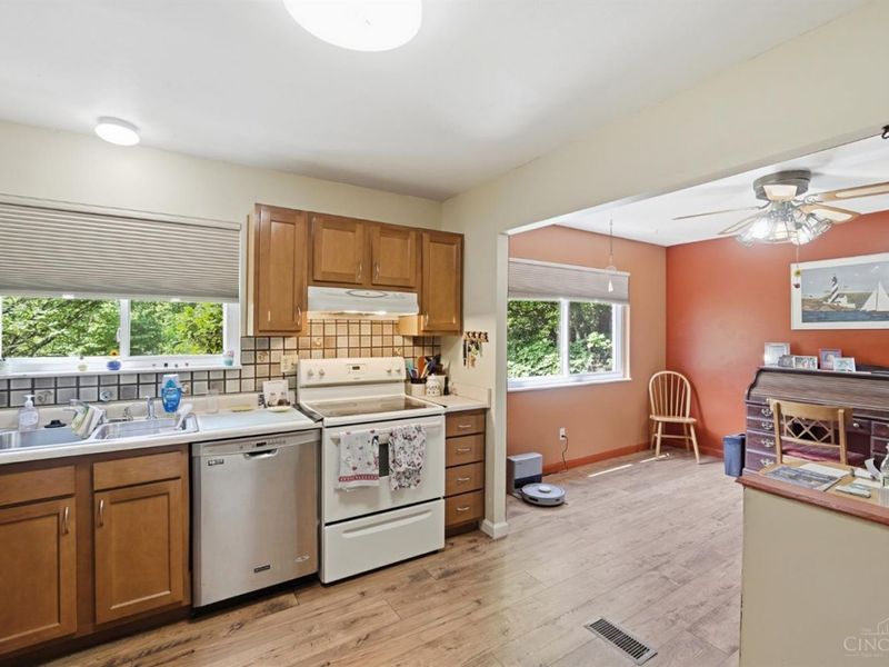 4455 Cloverhill Terrace, Delhi Twp, OH 45238 Photo 20