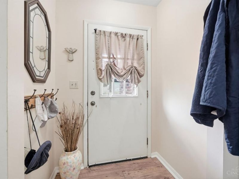 4455 Cloverhill Terrace, Delhi Twp, OH 45238 Photo 9