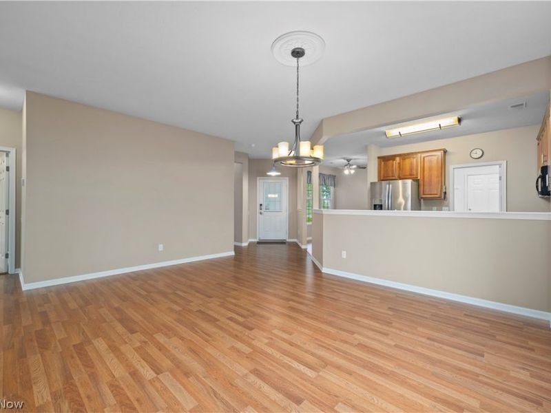 9428 Drury Way , North Ridgeville, OH 44039 Photo 10
