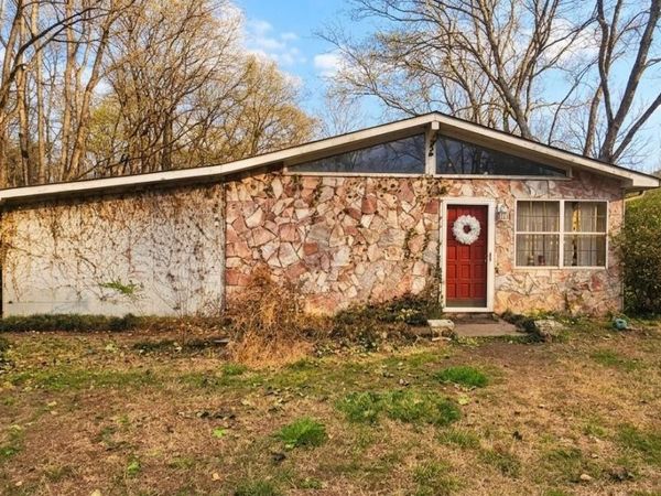 661 Long Street , Dayton, TN 37321