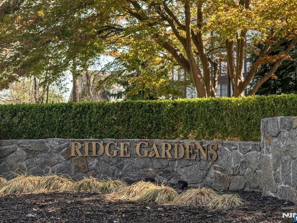 3202 Stowe Lane, MAHWAH, NJ 07430