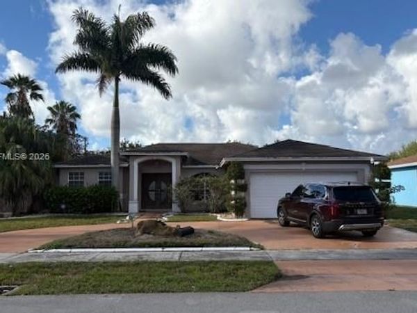 774 NW 16th Pl , Pompano Beach, FL 33060