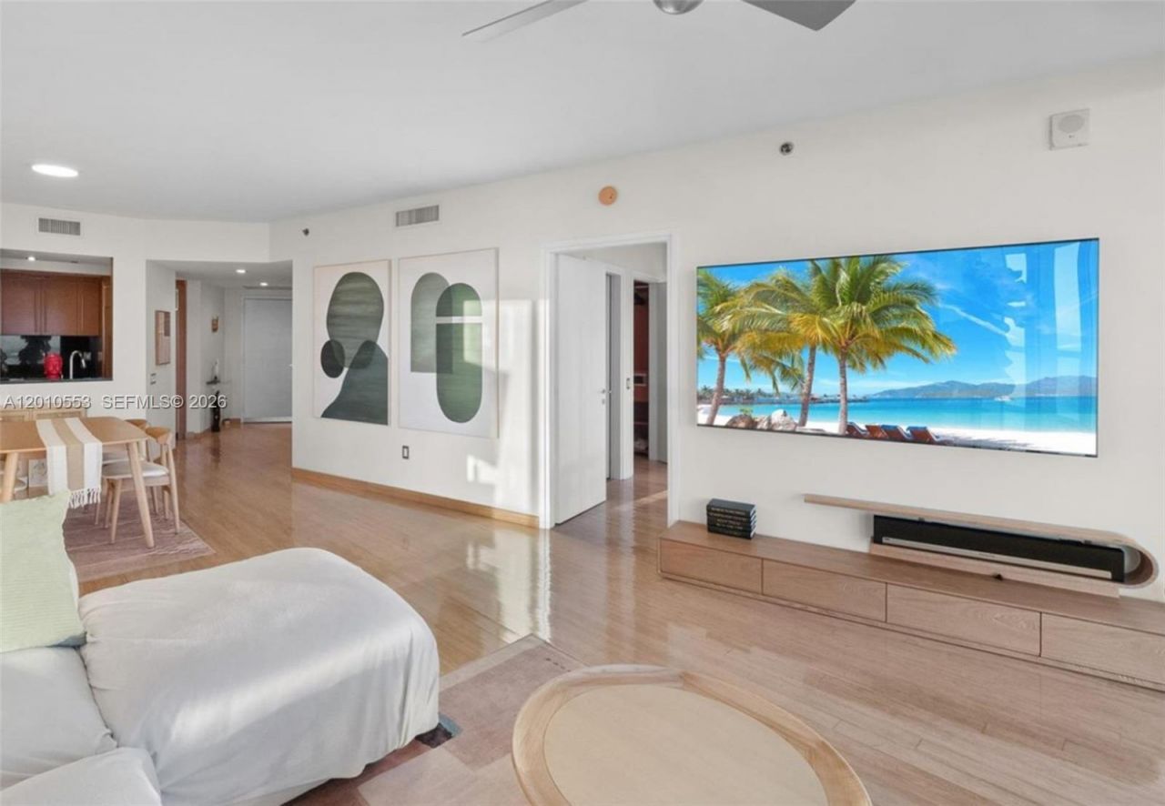 450 Alton Rd , Unit 2810, Miami Beach, FL 33139 Photo