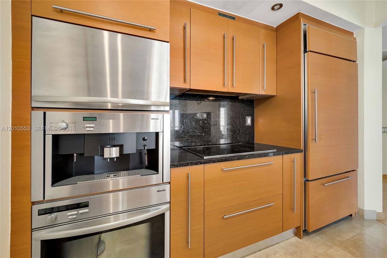 450 Alton Rd , Unit 2810, Miami Beach, FL 33139 Photo