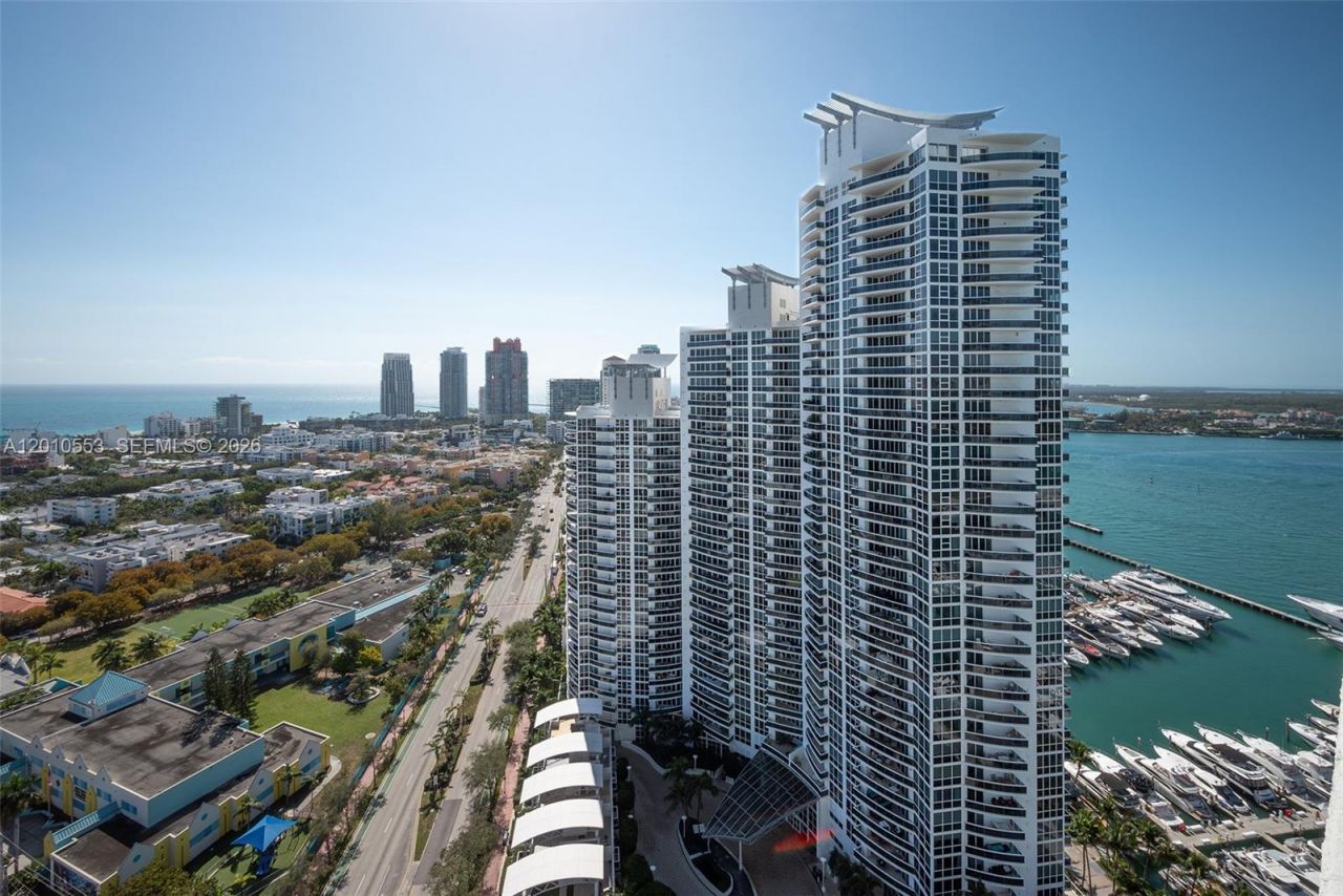 450 Alton Rd , Unit 2810, Miami Beach, FL 33139 Photo