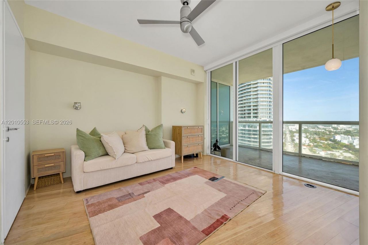 450 Alton Rd , Unit 2810, Miami Beach, FL 33139 Photo