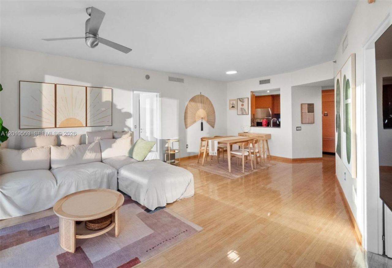 450 Alton Rd , Unit 2810, Miami Beach, FL 33139 Photo