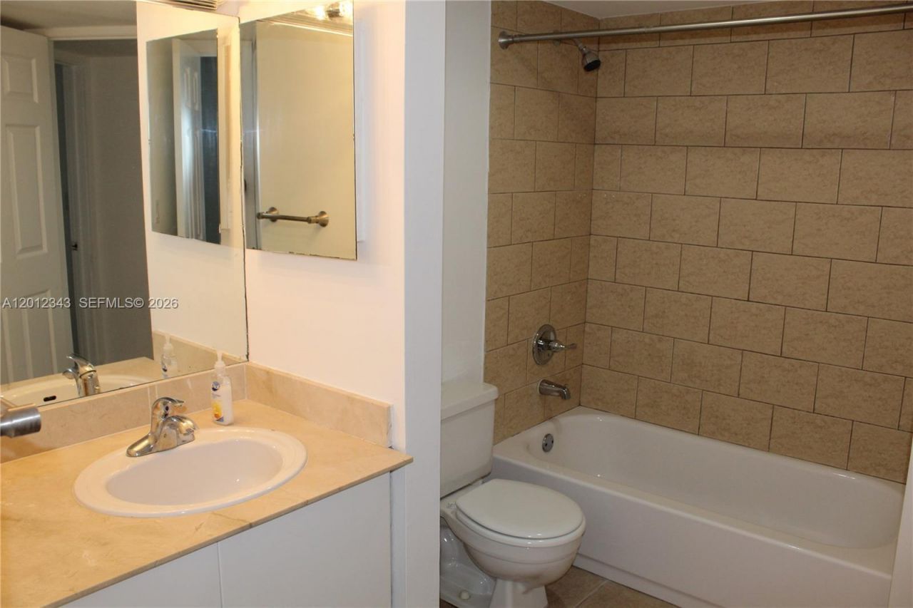 8305 SW 152nd Ave, Unit A-303, Miami, FL 33193 Photo