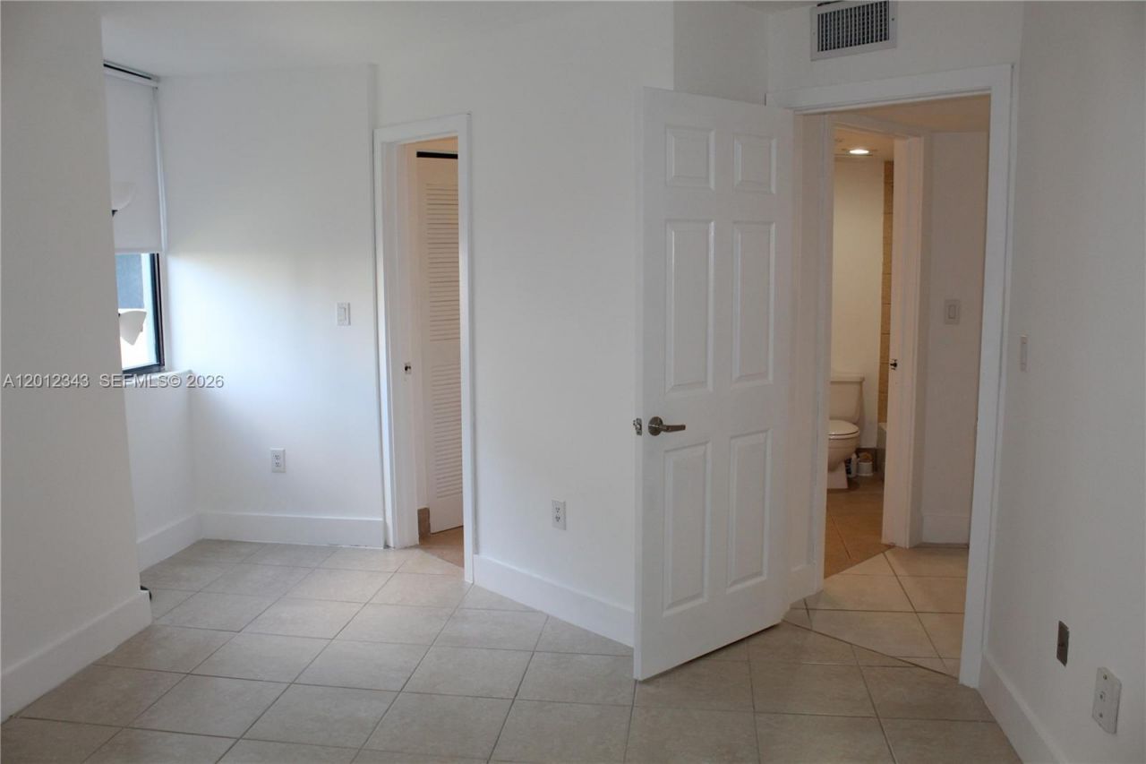 8305 SW 152nd Ave, Unit A-303, Miami, FL 33193 Photo