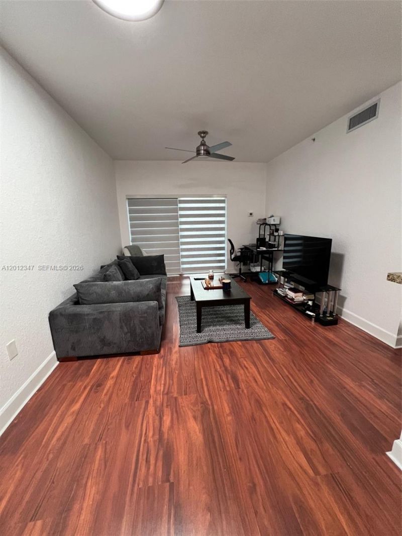 6001 SW 70th St, Unit 325, South Miami, FL 33143 Photo