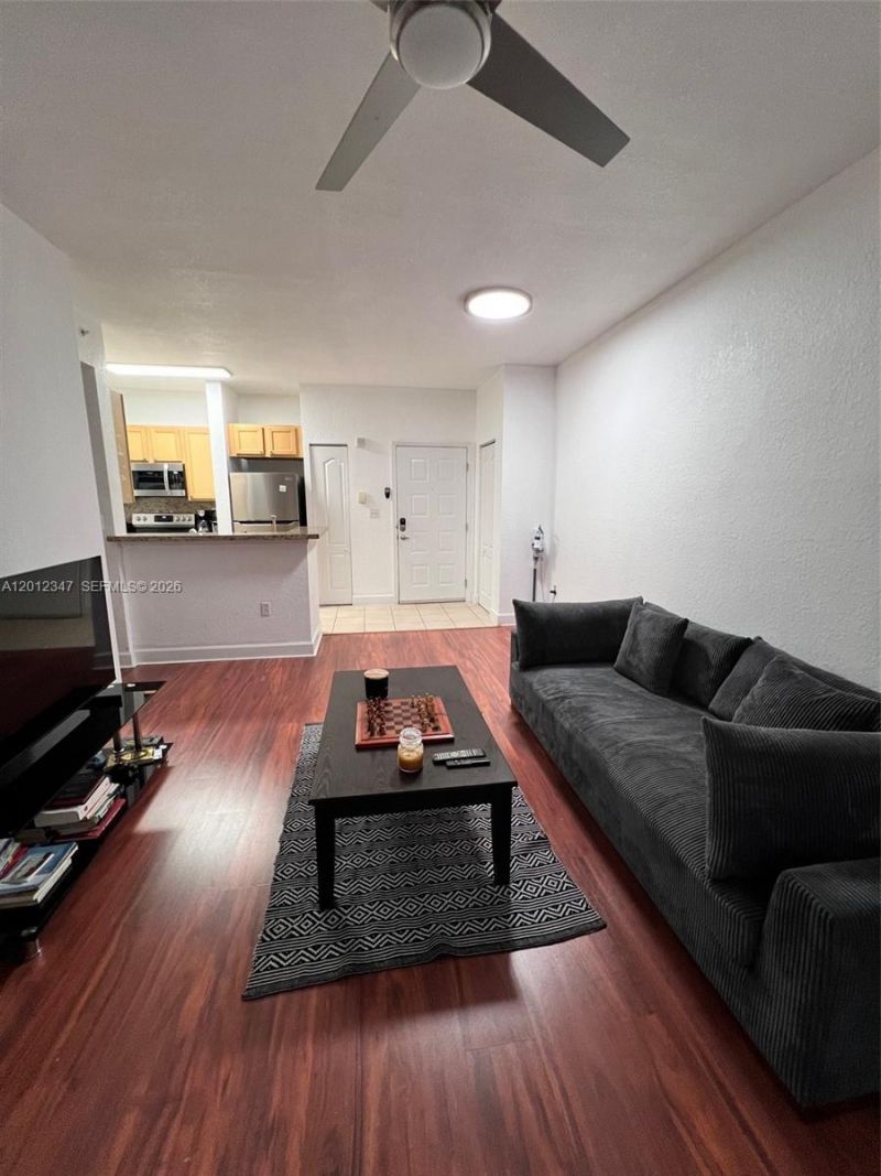 6001 SW 70th St, Unit 325, South Miami, FL 33143 Photo
