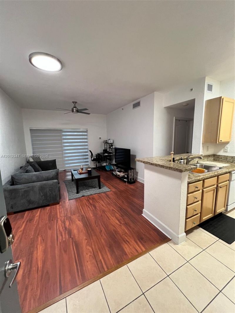 6001 SW 70th St, Unit 325, South Miami, FL 33143 Photo
