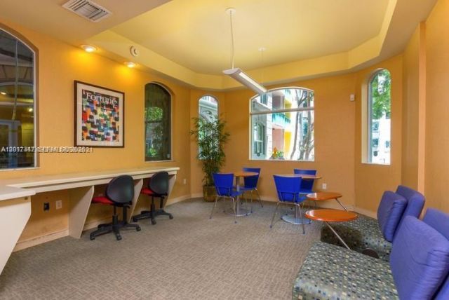 6001 SW 70th St, Unit 325, South Miami, FL 33143 Photo