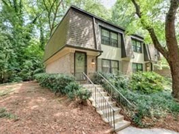 1 Arpege Way NE, Atlanta, GA 30327
