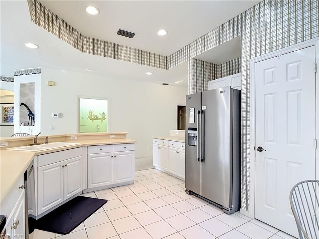 9241 Lake Abby Ln, Unit 201, Bonita Springs, FL 34135 Photo