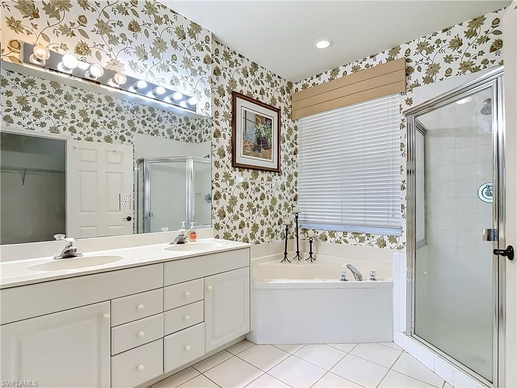 9241 Lake Abby Ln, Unit 201, Bonita Springs, FL 34135 Photo