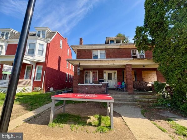 310 W JACKSON STREET , YORK, PA 17401