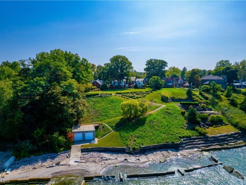 20664 Beach Cliff Boulevard, Rocky River, OH 44116 Photo 13