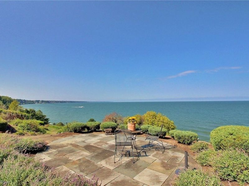 20664 Beach Cliff Boulevard, Rocky River, OH 44116 Photo 3