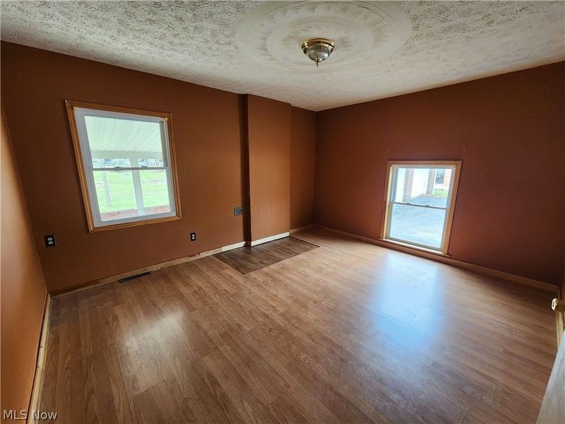 429 Comstock Street NW, Warren, OH 44483 Photo 11