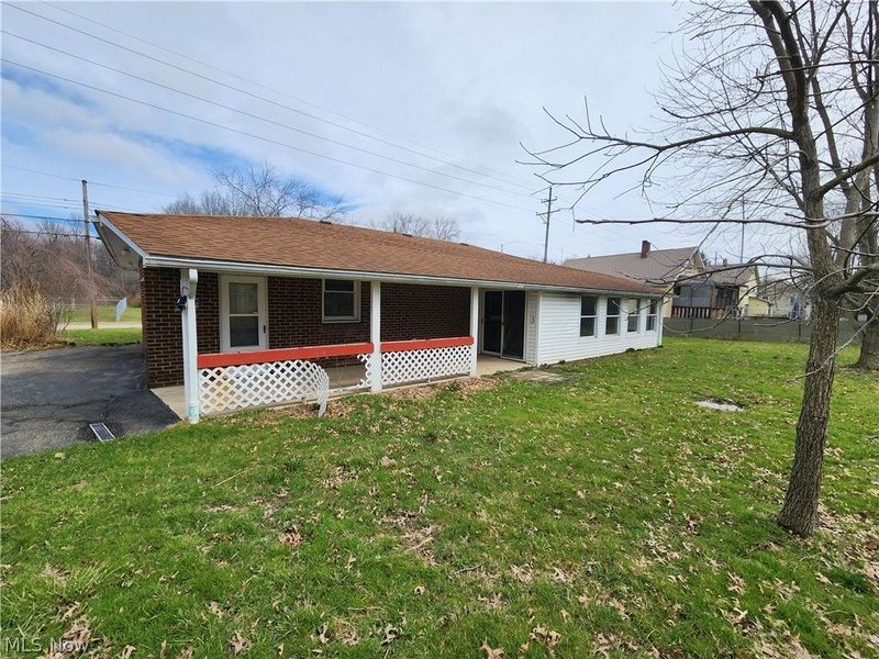 429 Comstock Street NW, Warren, OH 44483 Photo 15