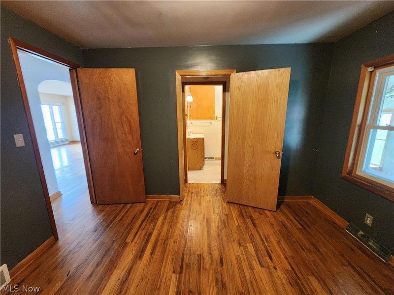 429 Comstock Street NW, Warren, OH 44483 Photo 9