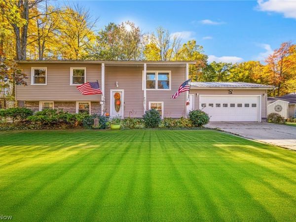 7435 Glenwood Road , Conneaut, OH 44030