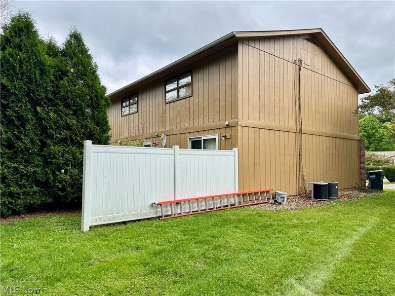 792 Kingwood Drive NE, Bolivar, OH 44612 Photo 19