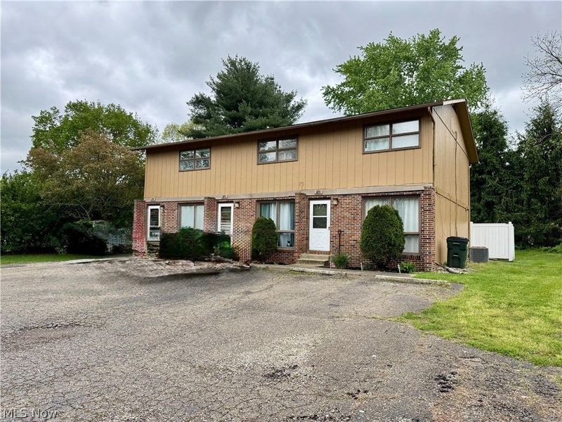 792 Kingwood Drive NE, Bolivar, OH 44612 Photo 3