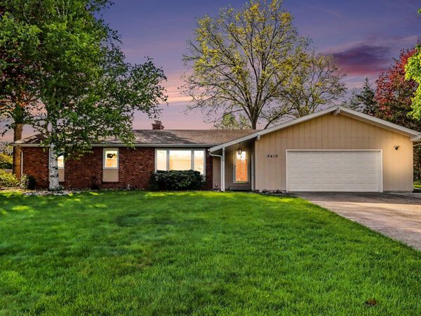 9419 Oakview Drive, Portage, MI 49024