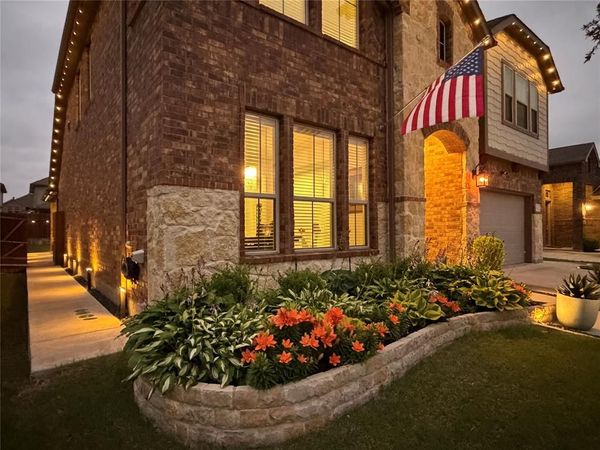 862 Mildren Lane, Fate, TX 75087